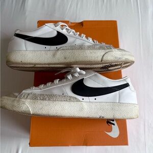Nike Men's Blazer Low ‘77 Vintage